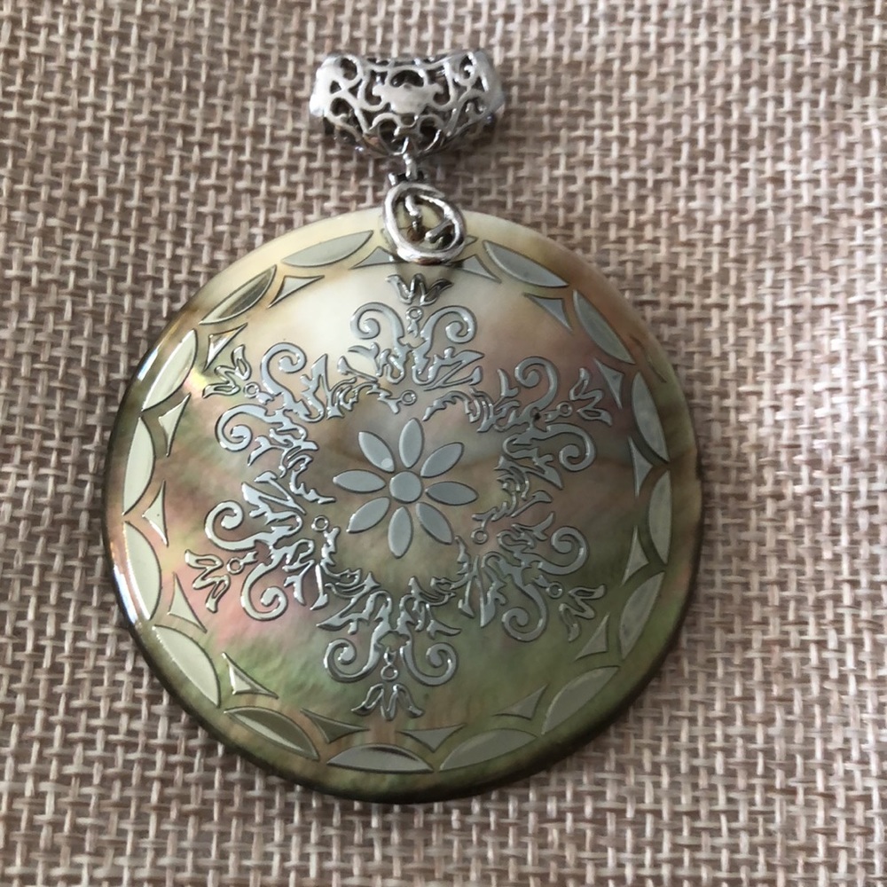 Sterling Silver Mother of Pearl Pendant